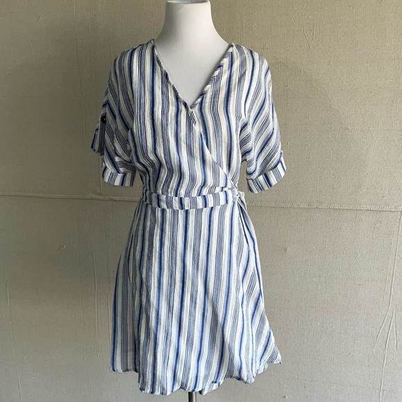 Sienna Sky Wrap Dress Striped Small Blue White - Picture 1 of 5